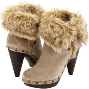 Seychelles Crypt Sand Taupe Suede Platform Heeled Clog Booties Studded Sz 6.5/7